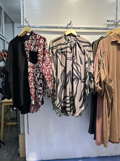 Lyala Fesyen Plus Size
